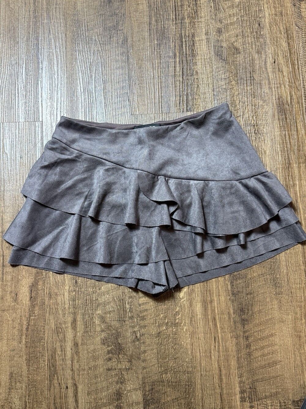 Y2K Mini Skort Womens Medium Taupe Tiered Ruffle Zipper Side Coquette Do+Be